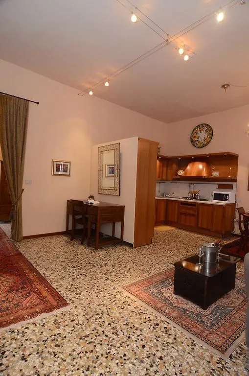 Calle Dei Botteri Apartment Venice